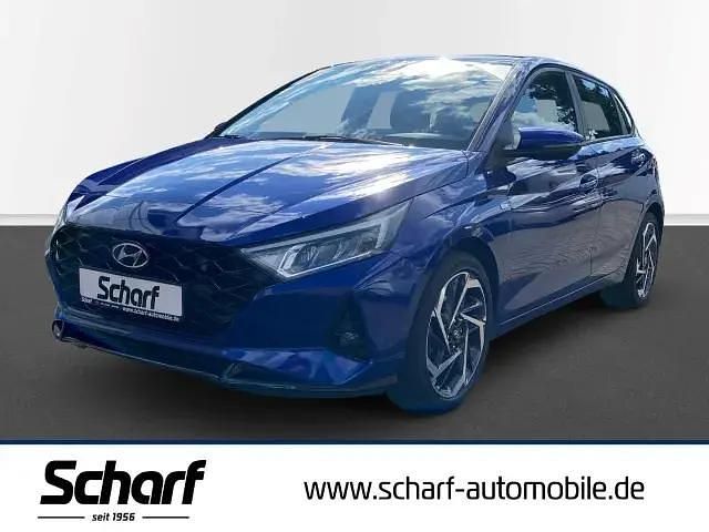 Blau Gebraucht 2020 Hyundai i20 Intro Edition Limousine | 15.290 € - Bild 1/4