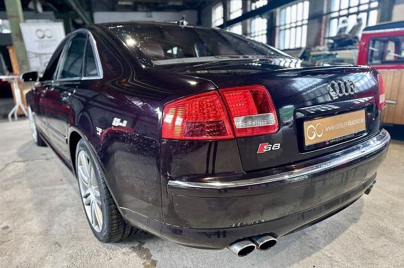 Violet Gebraucht 2006 Audi S8 Exclusive Limousine | 9.999 € (Fairer Preis) - Bild 1/4