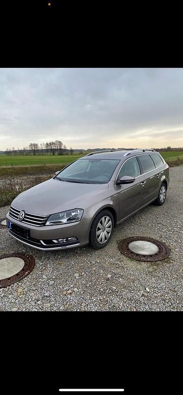 Gebraucht 2011 VW Passat Highline Kombi | 6.300 € (Guter Preis) - Bild 1/4