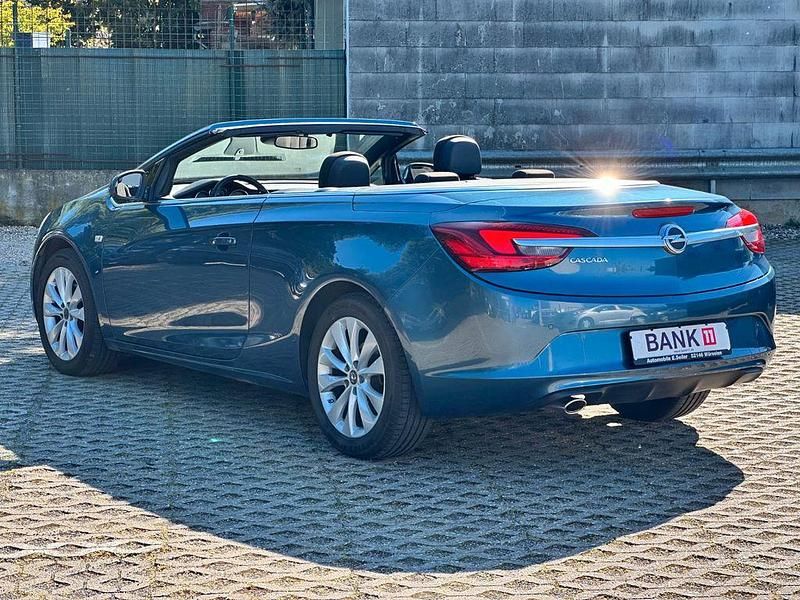 Gebraucht Opel Cascada Edition 120 PS (88 kW) 2015 Blau Cabrio