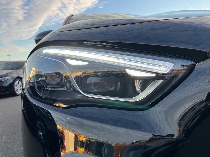 Gebraucht Mercedes GLA200 Progressive 163 PS (119 kW) 2025 Unilack nachtschwarz SUV