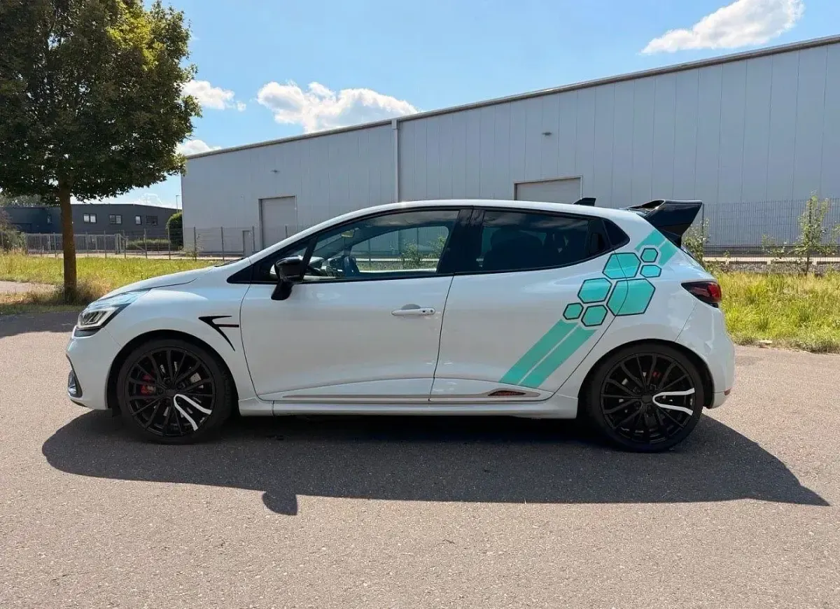 Gebraucht Renault Clio IV Trophy 220 PS (161 kW) 2016 Weiß Kleinwagen