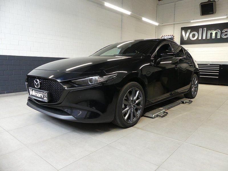 Schwarz Gebraucht 2020 Mazda 3 Selection Limousine | 19.490 € (Fairer Preis) - Bild 1/4