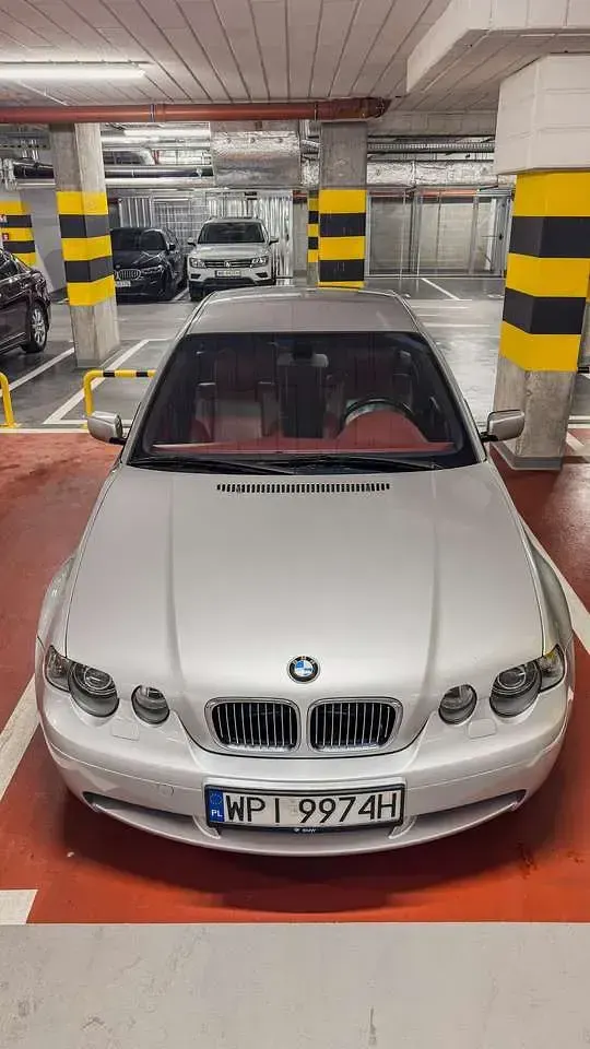 Gebraucht BMW 325 Sport Line 192 PS (141 kW) 2001 Silber Kleinwagen