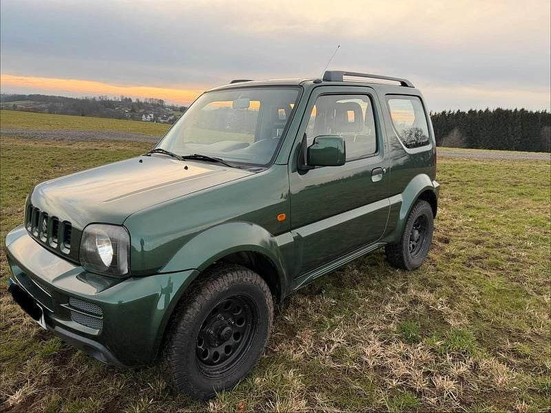 Gebraucht Suzuki Jimny 86 PS (63 kW) 2011 Grün SUV