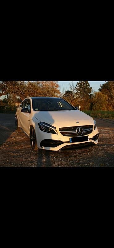 Gebraucht Mercedes A45 AMG AMG 381 PS (280 kW) 2016 Weiß Limousine