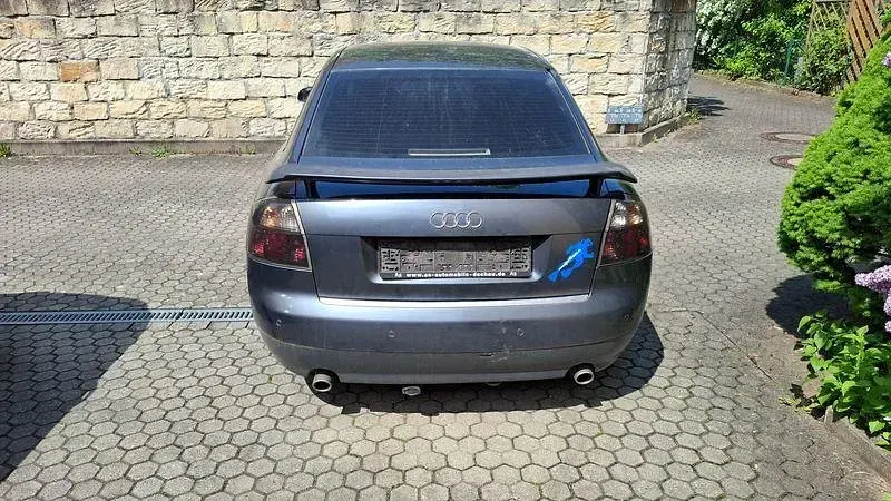 Gebraucht Audi A4 220 PS (161 kW) 2003 Grau Limousine