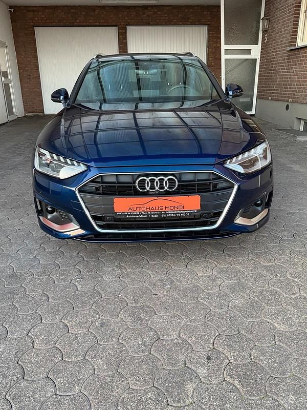 Gebraucht Audi A4 Ambiente 204 PS (150 kW) 2023 Blau Kombi