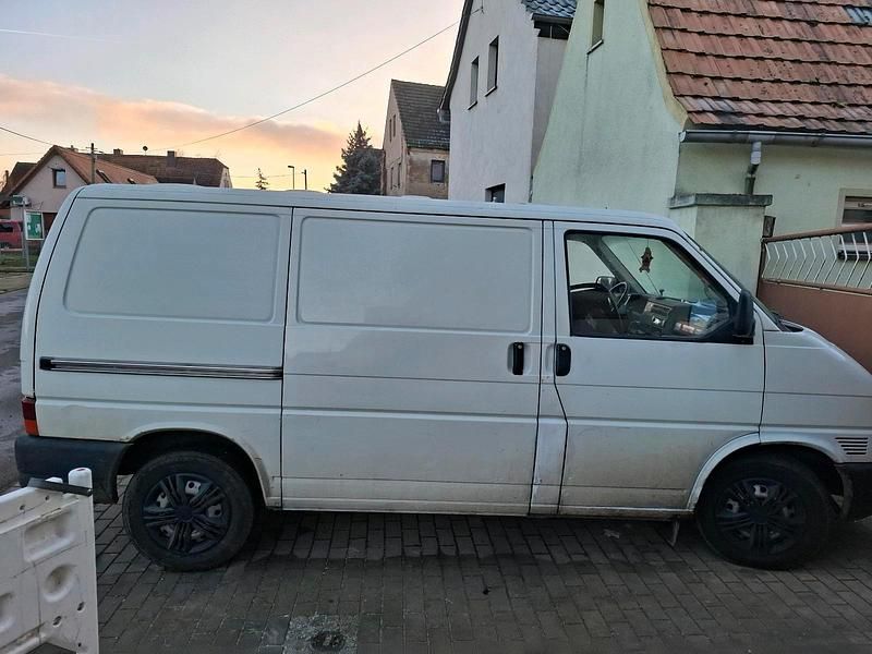Gebraucht VW Transporter 68 PS (50 kW) 2003 Weiß Van
