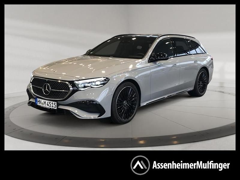 Grau manufaktur lack manufaktu Gebraucht 2024 Mercedes E450 AMG Kombi | 84.899 € (Teuer) - Bild 1/4
