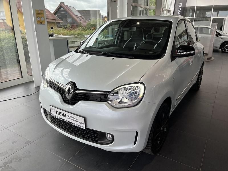 Weiß Gebraucht 2023 Renault Twingo Urban Night Kleinwagen | 14.890 € (Fairer Preis) - Bild 1/4