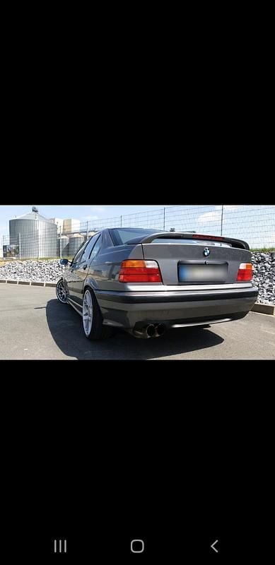 Gebraucht BMW 325 191 PS (140 kW) 1991 Grau Limousine