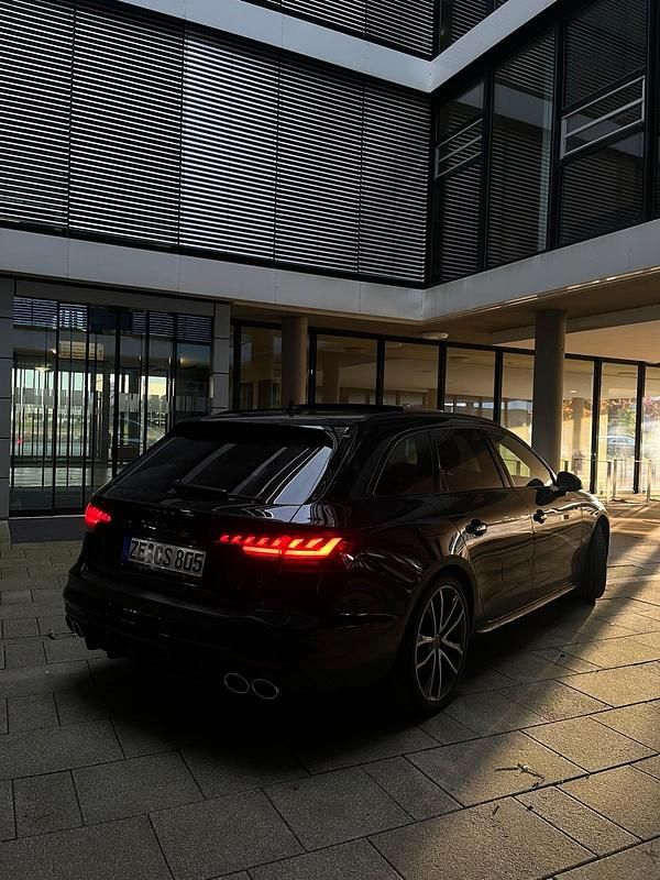 Gebraucht Audi S4 347 PS (255 kW) 2021 Schwarz Kombi