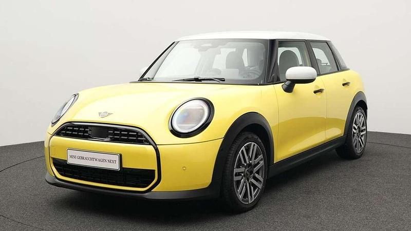 Gelb Gebraucht 2024 Mini Cooper Classic Kleinwagen | 27.088 € (Guter Preis) - Bild 1/4