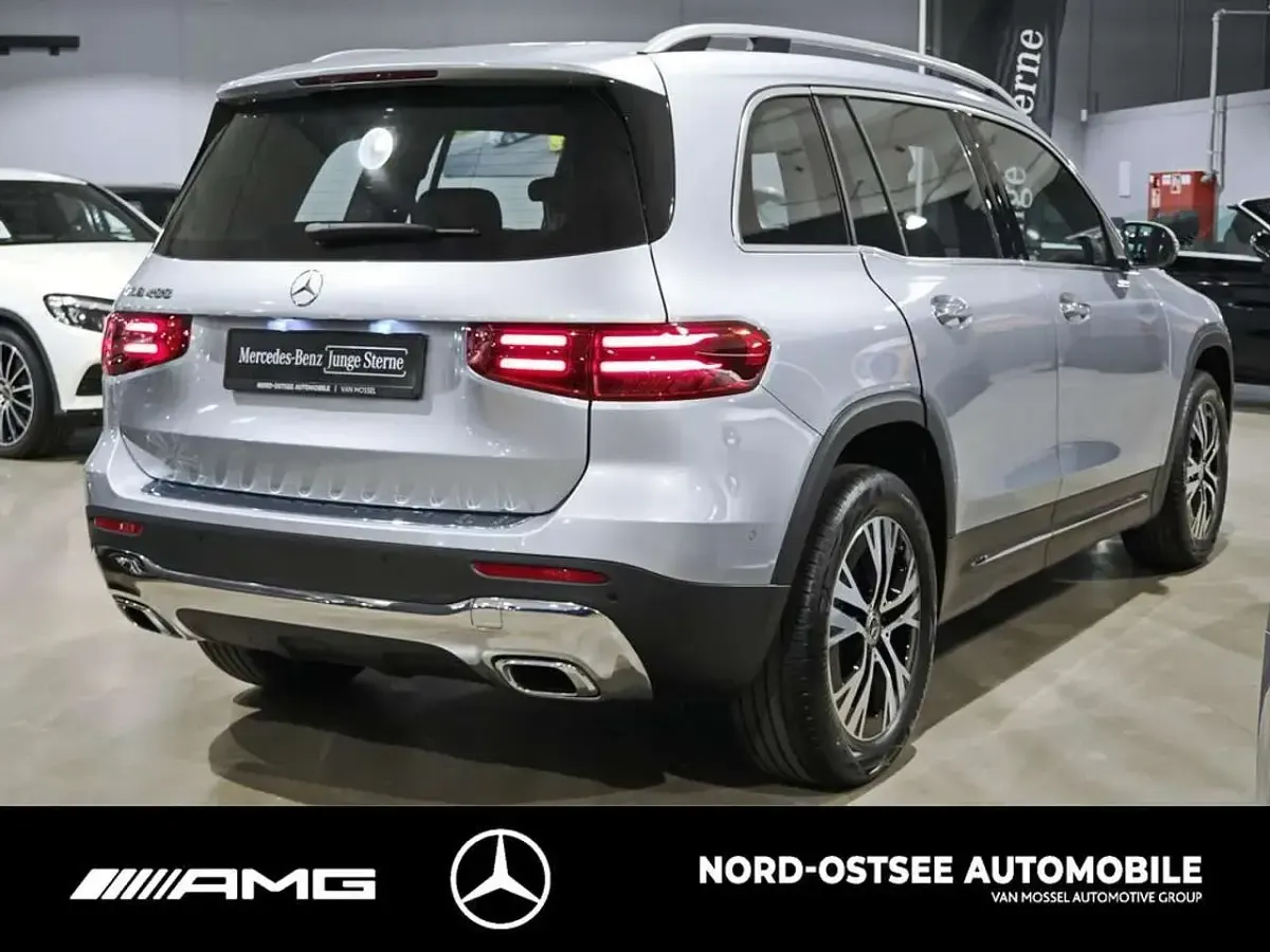 Gebraucht Mercedes GLB200 Progressive 163 PS (119 kW) 2025 Silber SUV