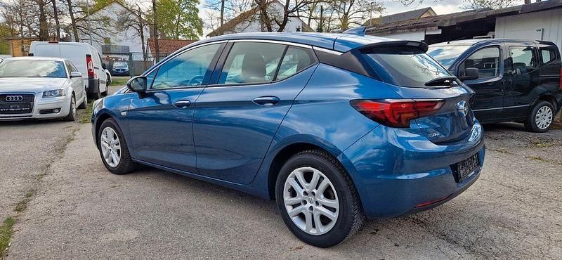 Gebraucht Opel Astra Innovation 150 PS (110 kW) 2016 Blau Limousine