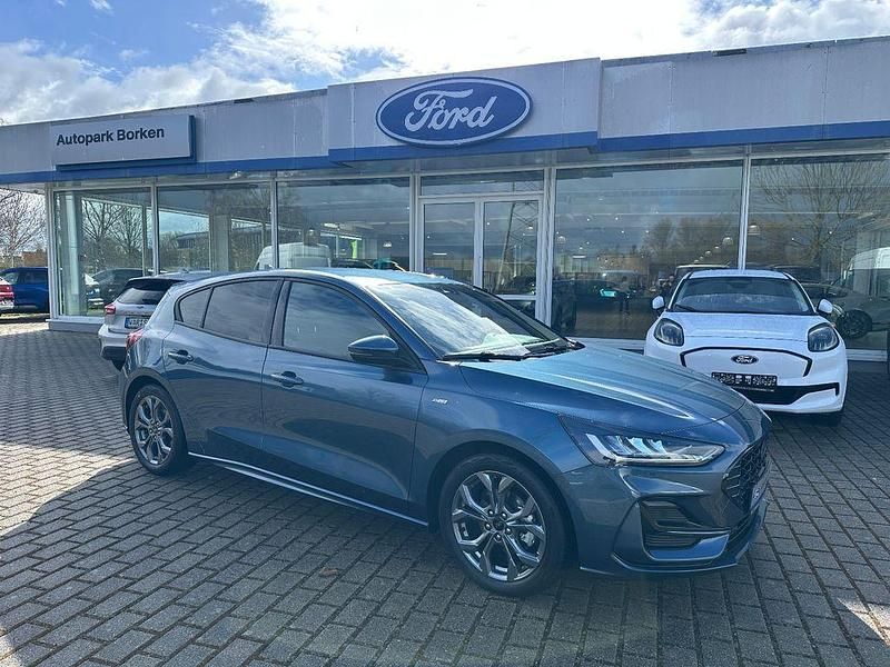Usado Ford Focus ST-Line X 155 CV (114 kW) 2024 Azul Berlina