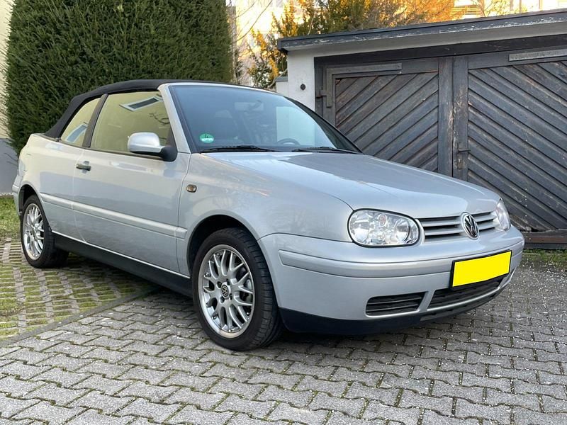 Silber Gebraucht 1999 VW Golf Cabriolet Cabrio | 11.600 € - Bild 1/4