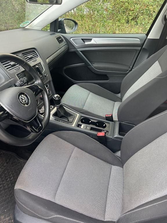 Gebraucht VW Golf VII 110 PS (80 kW) 2014 Schwarz Limousine