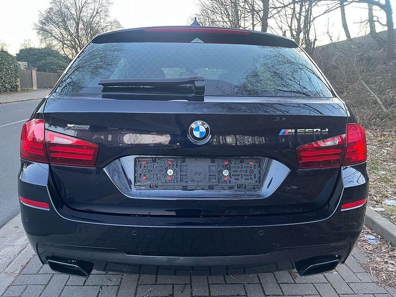 Gebraucht BMW M550 Performance 381 PS (280 kW) 2015 Schwarz Limousine