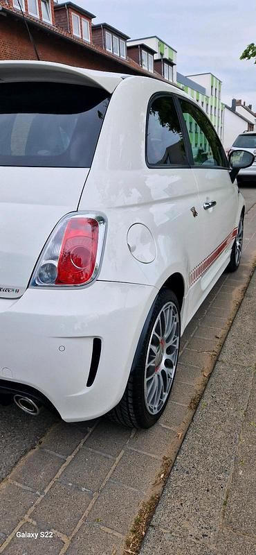Gebraucht Abarth 500 135 PS (99 kW) 2008 Weiß Kleinwagen