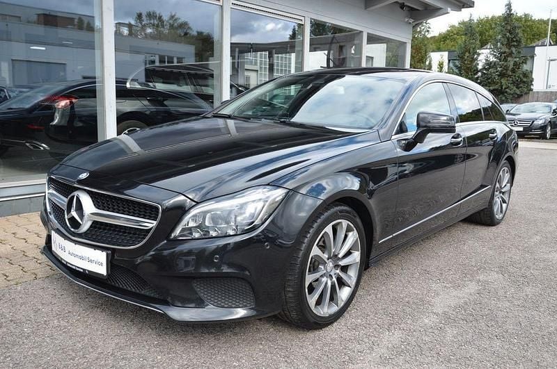 Schwarz Gebraucht 2017 Mercedes CLS220 Limousine | 17.990 € (Superpreis) - Bild 1/4