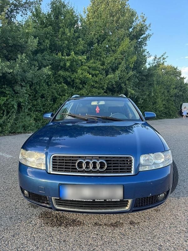 Gebraucht Audi A4 Design 131 PS (96 kW) 2004 Blau Kombi