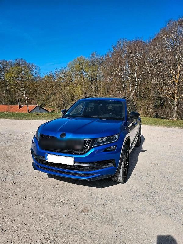Blau Gebraucht 2020 Skoda Kodiaq RS SUV | 36.999 € (Fairer Preis) - Bild 1/4