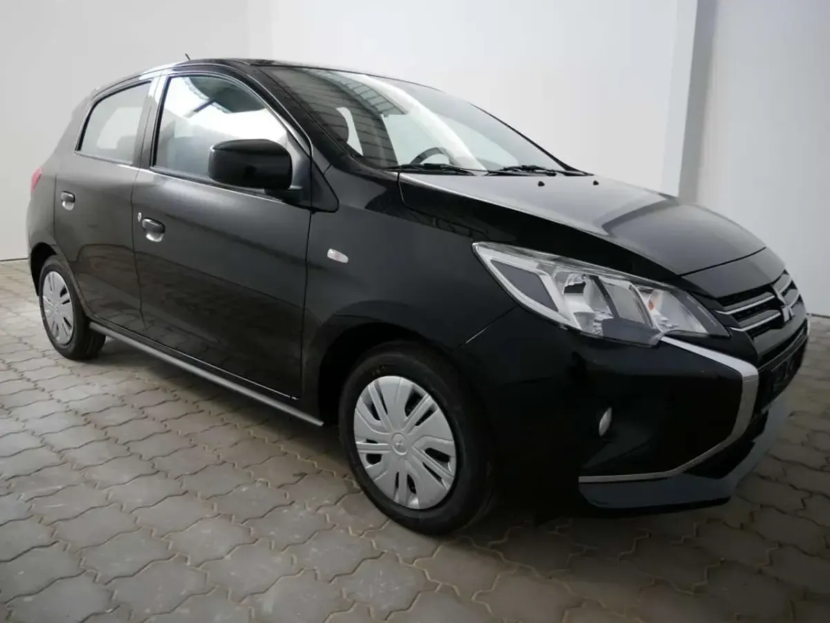 Neu Mitsubishi Space Star Basis 71 PS (52 kW) 2025 Pianoschwarz Kleinwagen