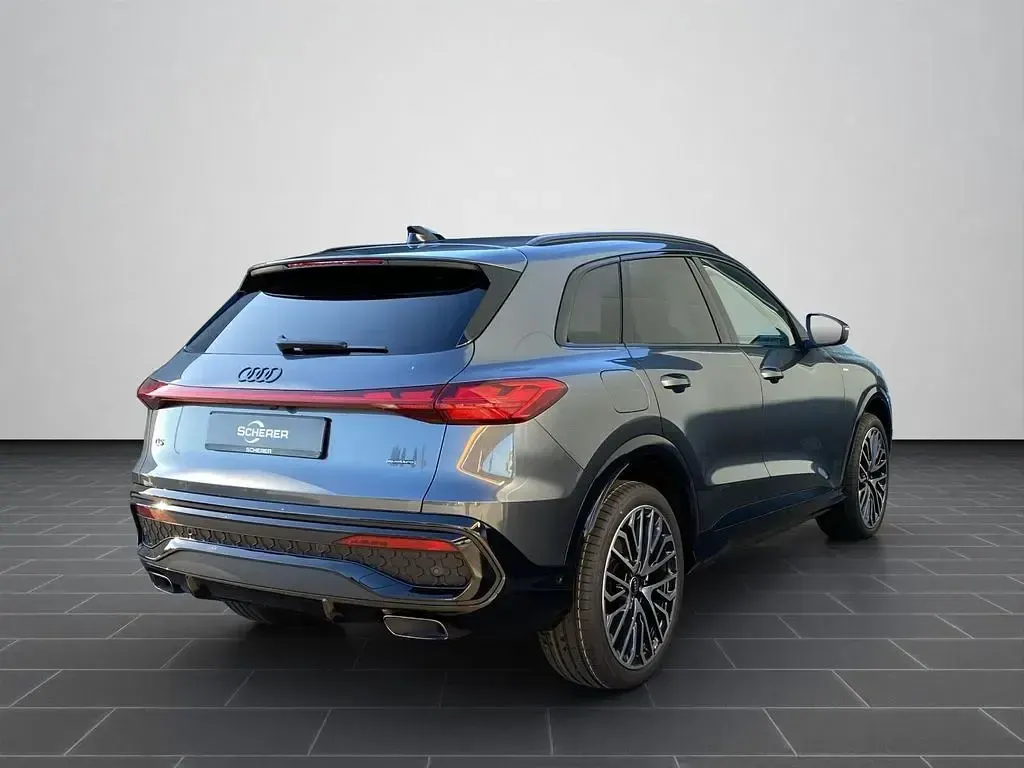 Gebraucht Audi Q5 Edition .1 204 PS (150 kW) 2026 Daytonagrau perleffekt SUV