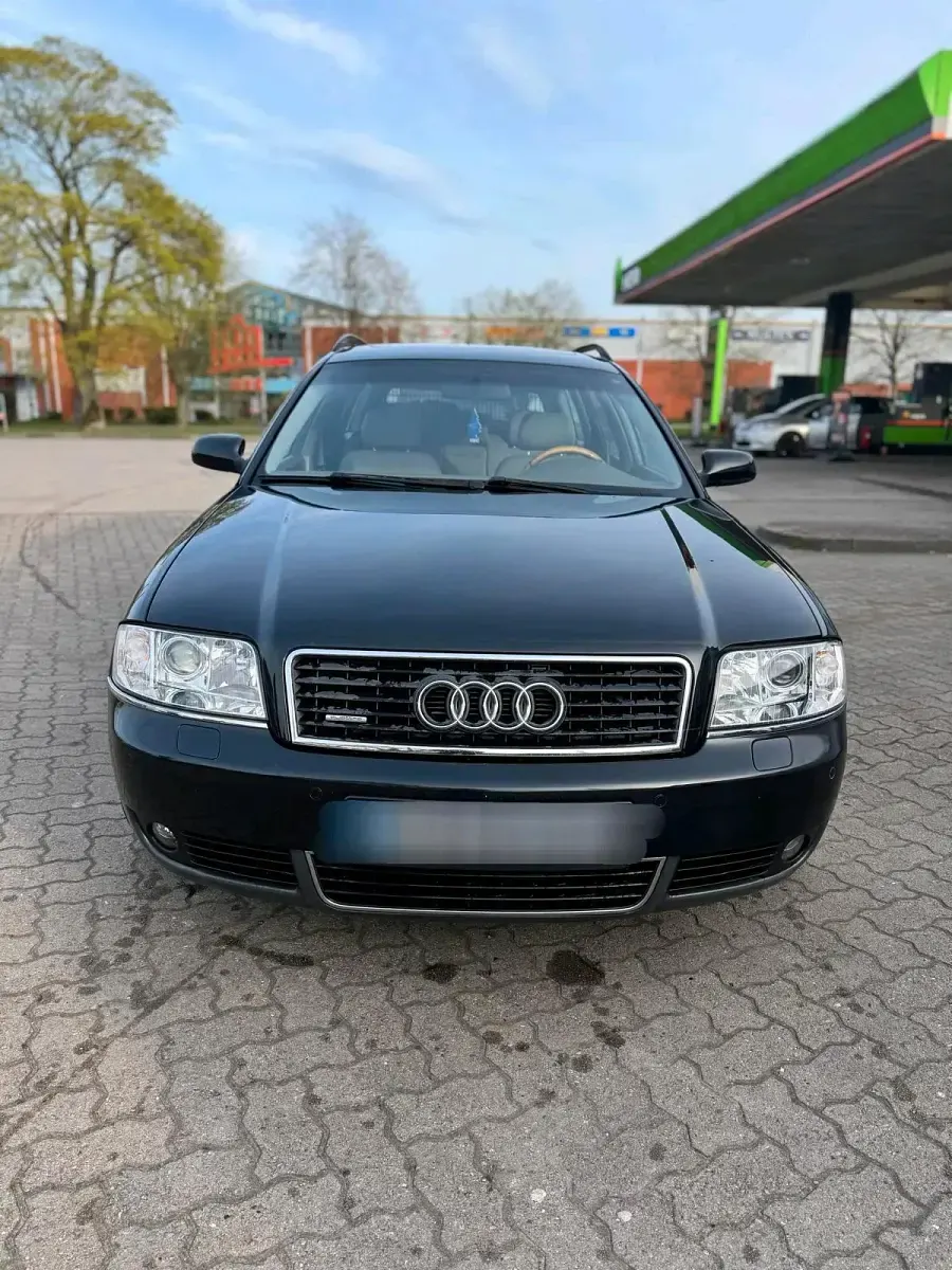 Gebraucht Audi A6 Comfort 220 PS (161 kW) 2002 Schwarz Kombi
