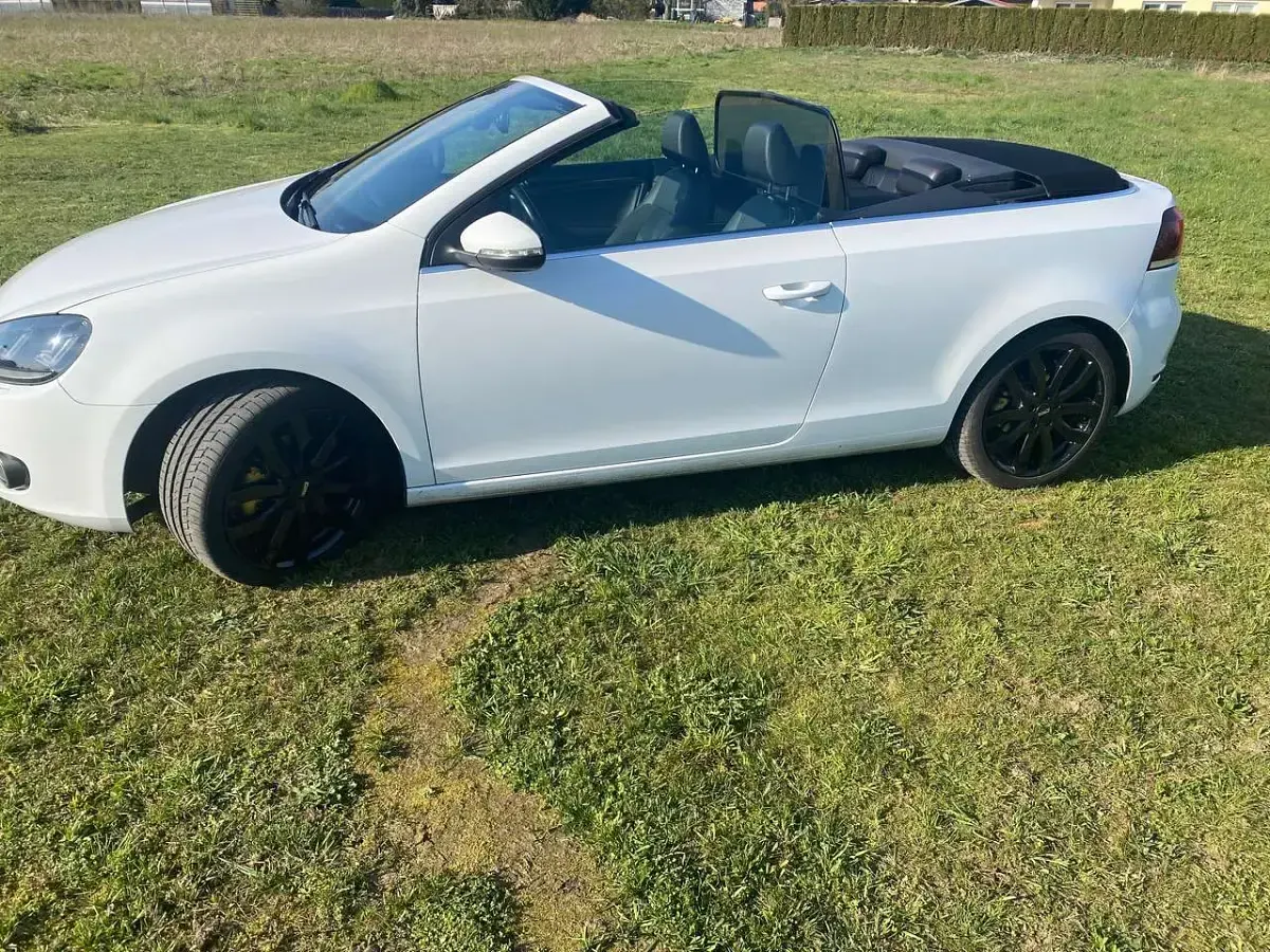 Gebraucht VW Golf Cabriolet 105 PS (77 kW) 2012 Weiß Cabrio