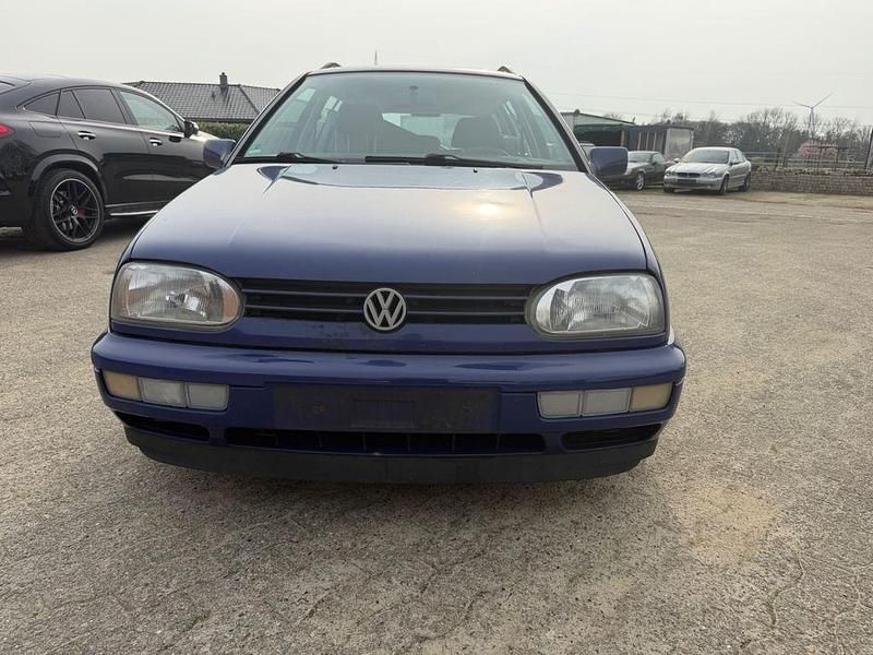 Gebraucht VW Golf III 101 PS (74 kW) 1998 Blau Kombi