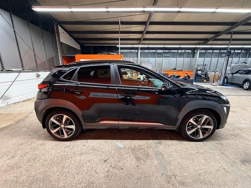 Gebraucht Hyundai Kona Edition 177 PS (130 kW) 2019 Schwarz SUV