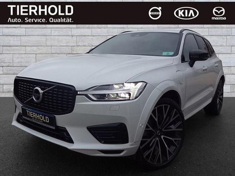 Gebraucht Volvo XC60 R-Design 341 PS (250 kW) 2021 Crystal white / metallic perl SUV