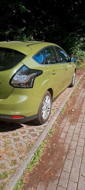 Second-hand Ford Focus 125 CP (91 kW) 2013 Verde Berlinǎ