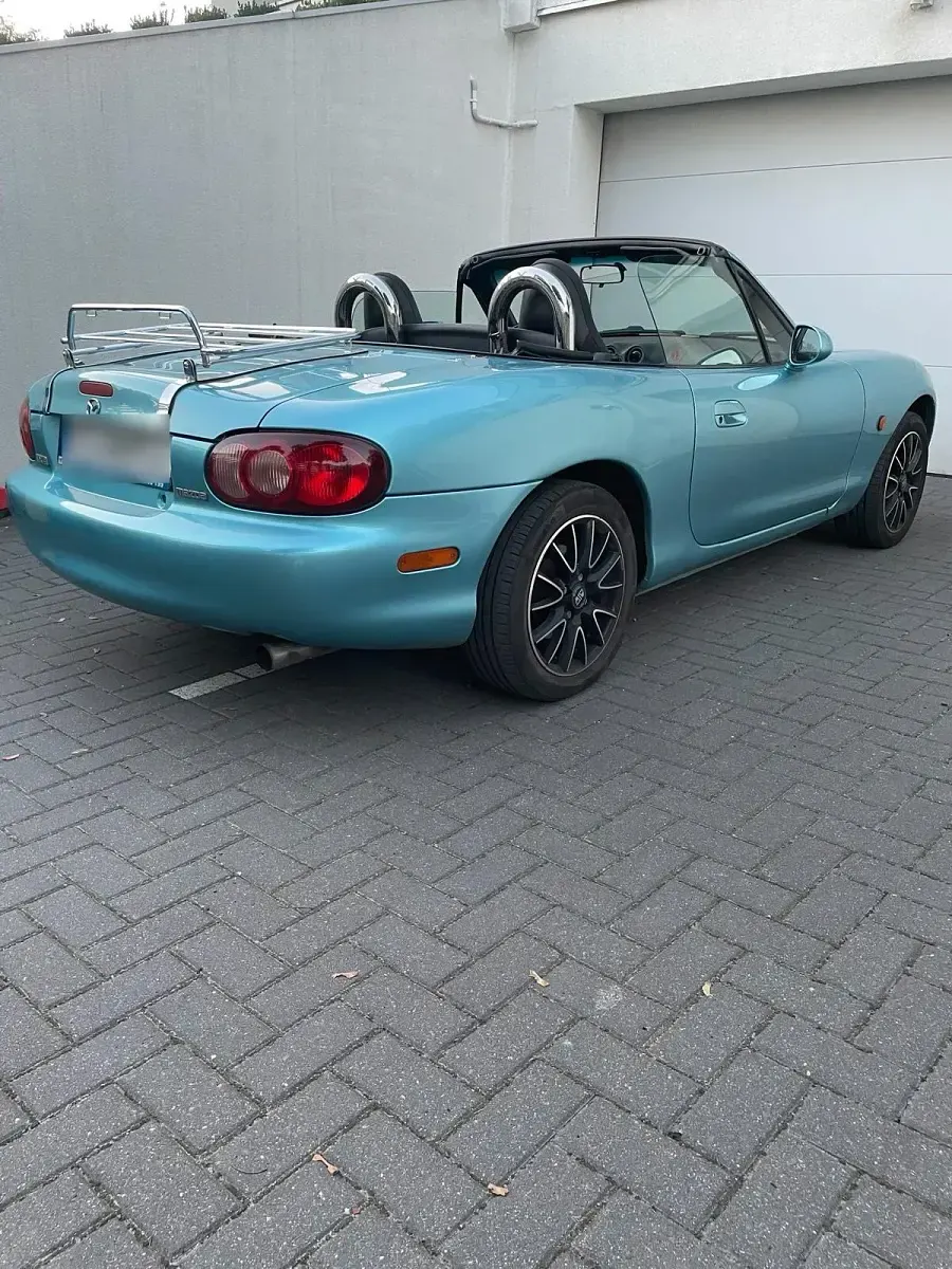 Gebraucht Mazda MX5 110 PS (80 kW) 2001 Blau Cabrio
