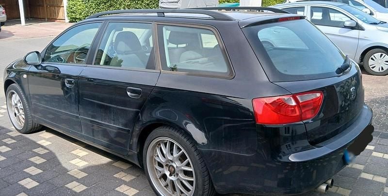 Usata Seat Exeo 150 CV (110 kW) 2011 Nero Station wagon