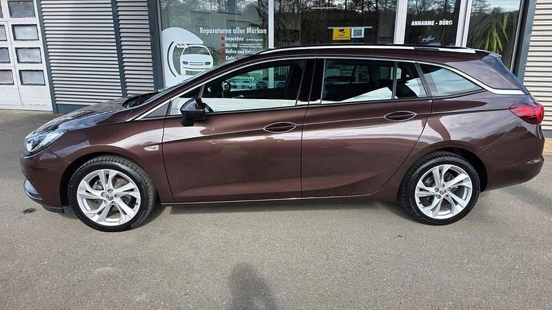 Gebraucht Opel Astra Innovation 150 PS (110 kW) 2017 Braun Kombi