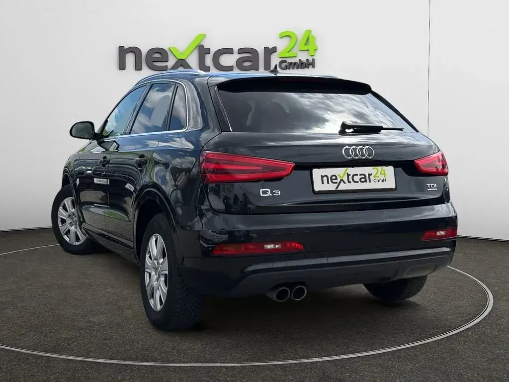 Gebraucht Audi Q3 Sport 177 PS (130 kW) 2011 Schwarz metallic SUV