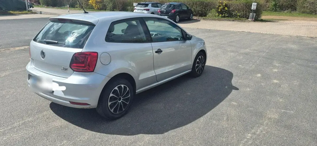 Gebraucht VW Polo 75 PS (55 kW) 2016 Grau Kleinwagen
