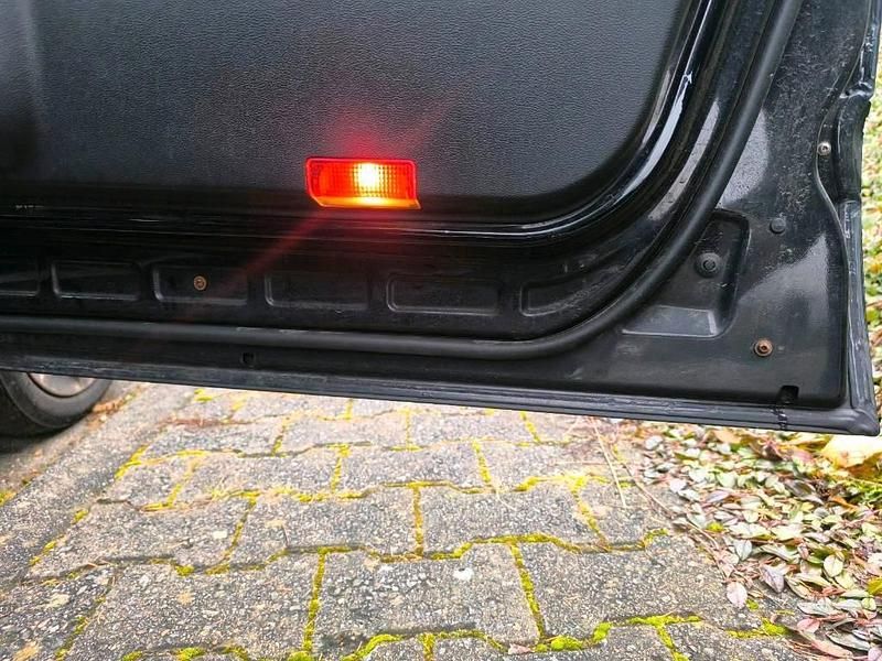 Gebraucht Mercedes B170 116 PS (85 kW) 2006 Schwarz Van / Kleinbus