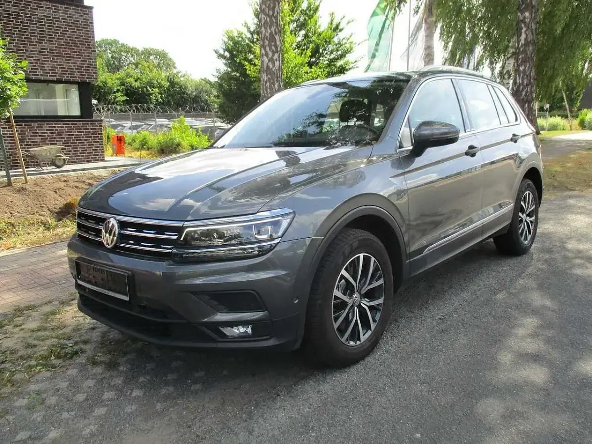 Gebraucht VW Tiguan Comfortline 190 PS (139 kW) 2019 Grau SUV