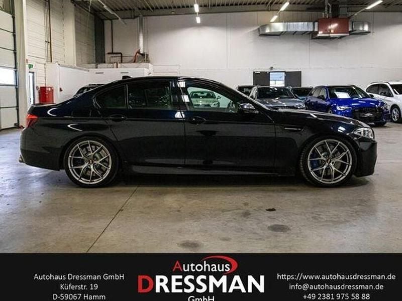 Gebraucht BMW M5 Performance 560 PS (411 kW) 2015 Azuritschwarz metallic Limousine