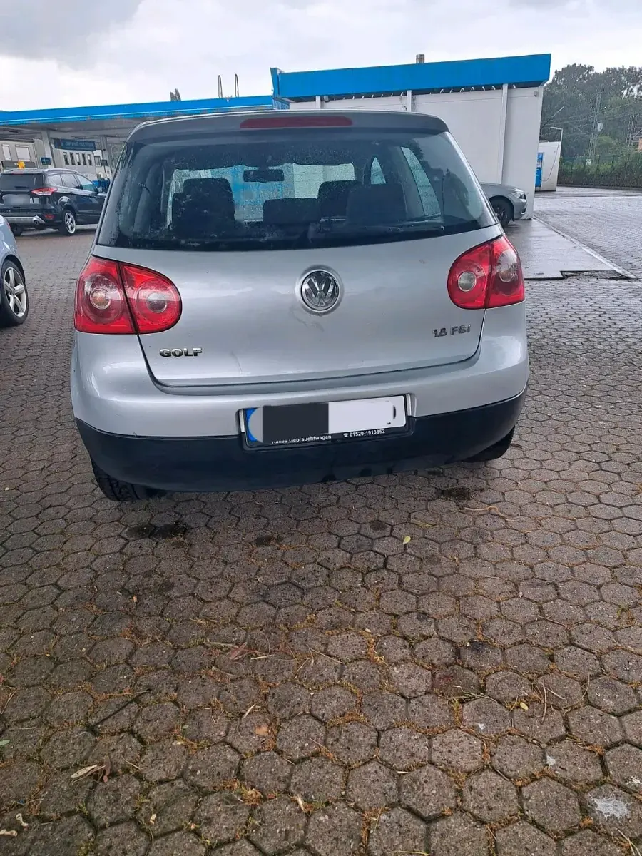 Gebraucht VW Golf V 115 PS (84 kW) 2003 Silber Kleinwagen