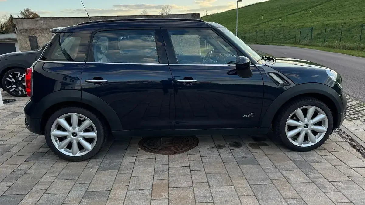 Occasion Mini Cooper SD 143 ch (105 kW) 2013 Bleue Citadine