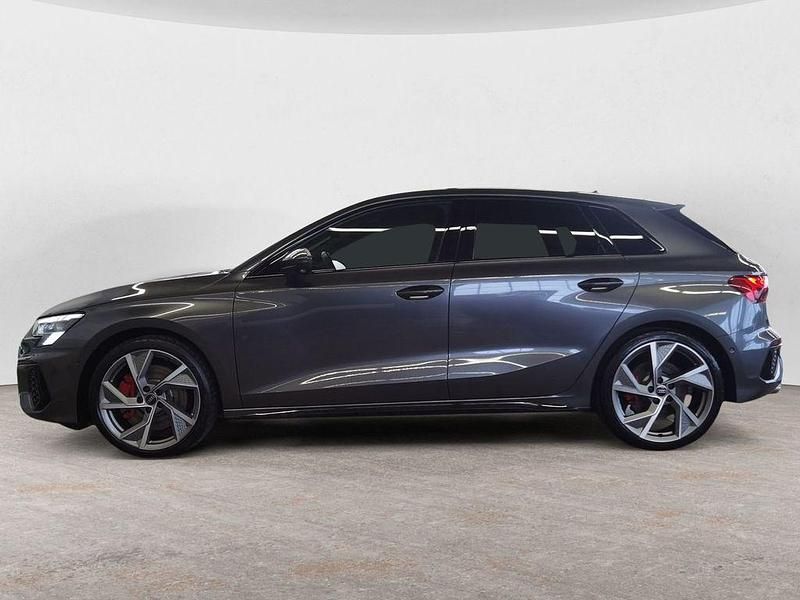 Gebraucht Audi S3 Sport 310 PS (228 kW) 2023 Daytonagrau perleffekt Limousine