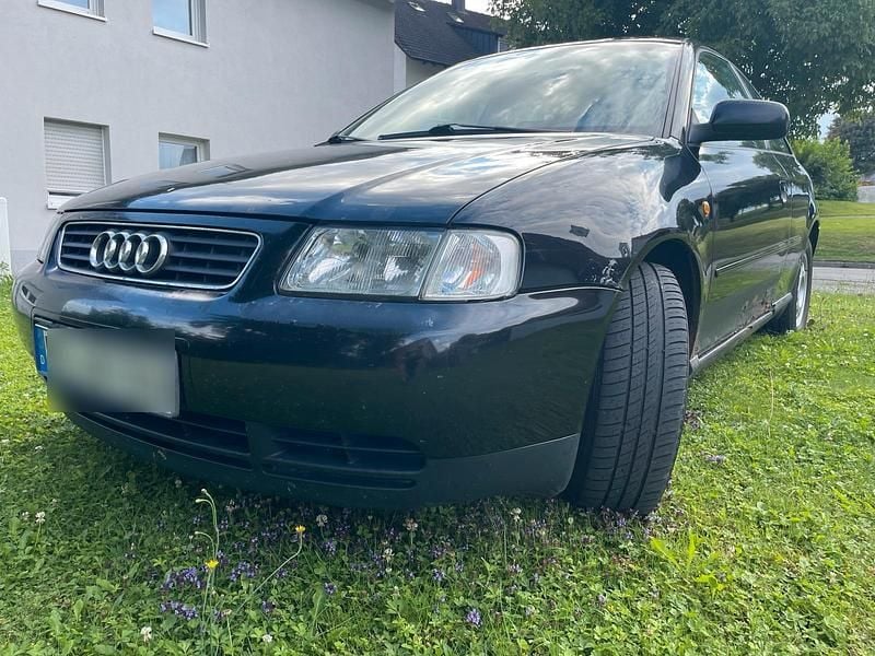 Schwarz Gebraucht 1997 Audi A3 Kleinwagen | 900 € (Fairer Preis) - Bild 1/4