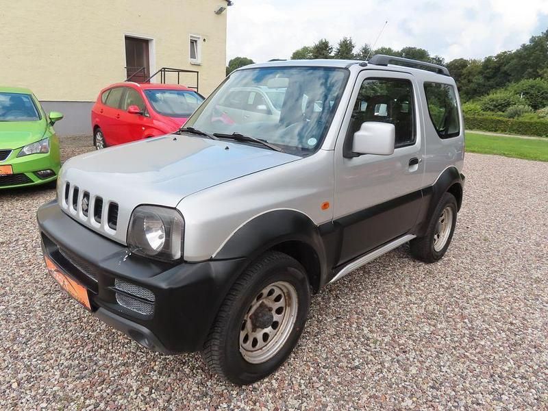 Silber Gebraucht 2009 Suzuki Jimny Comfort SUV | 7.990 € (Guter Preis) - Bild 1/4