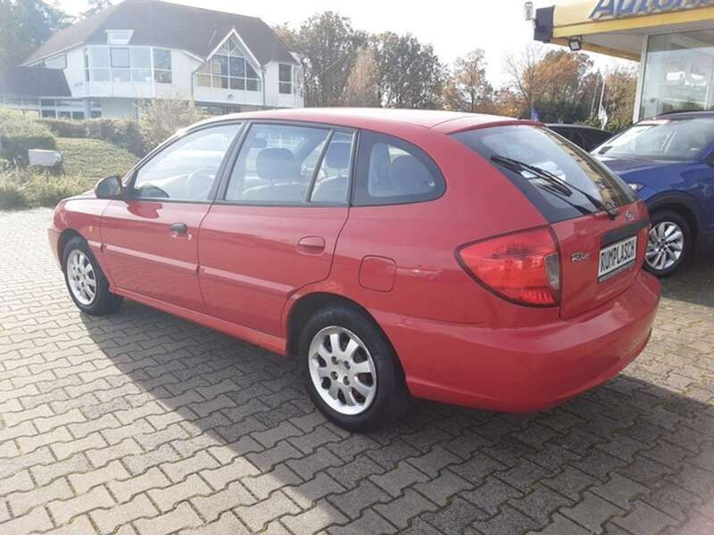 Gebraucht Kia Rio 95 PS (69 kW) 2003 Rot Limousine